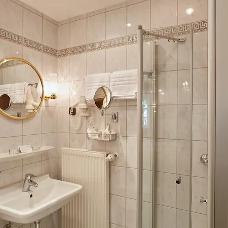 Hotel Edelweiss Garni Garmisch-Partenkirchen