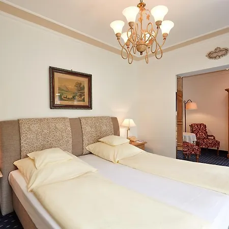 Edelweiss Garni Hotel Garmisch-Partenkirchen