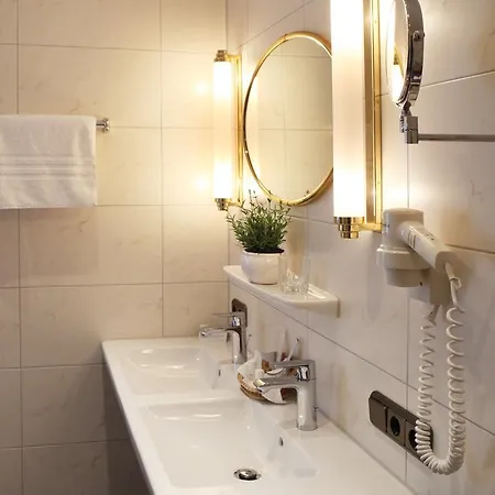 Edelweiss Garni 호텔 4*